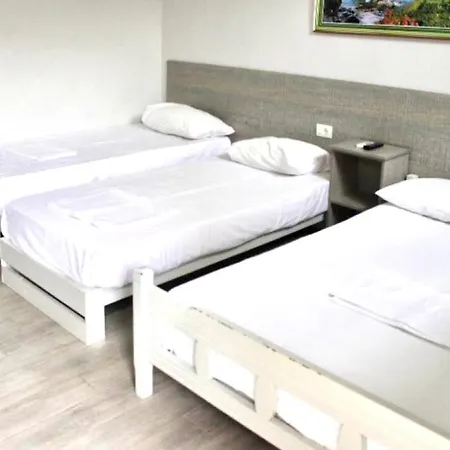 Hotel Portokali Himare