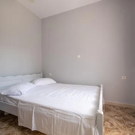 Portokali Hotel *